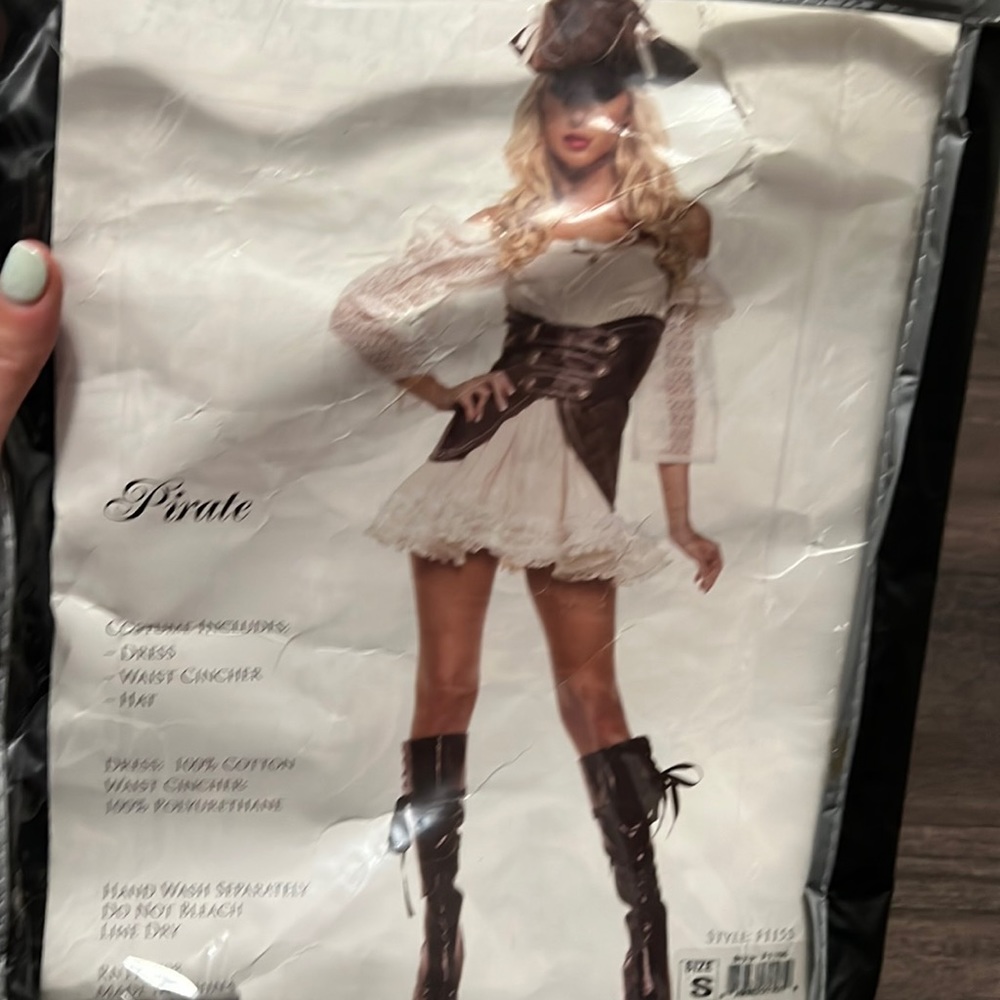 Halloween Costume Pirate cosplay dress waistcincher hat Fredericks of Hollywood